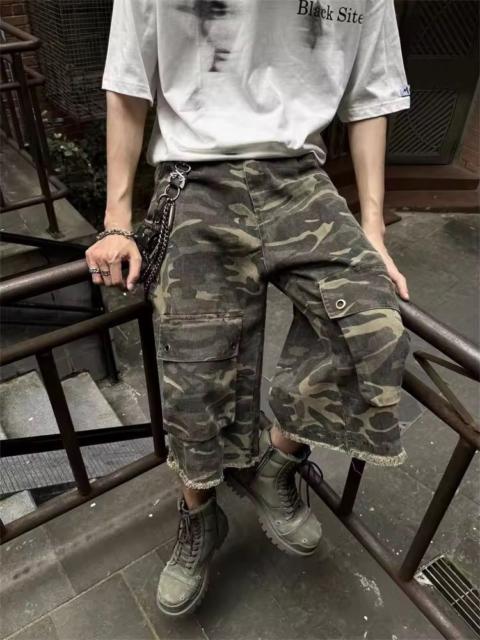 Other Designers Japanese Brand - Camo Cargo Baggy Shorts Pant