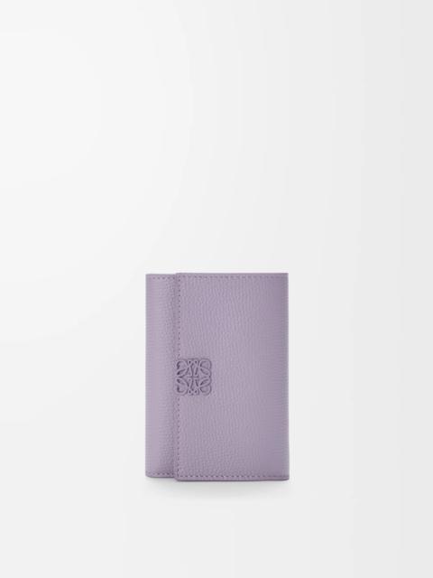 Loewe Anagram small vertical wallet in pebble grained calfskin