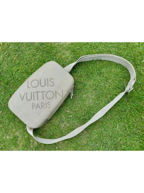 Louis Vuitton Authentic Louis Vuitton Damier Geant Mage Bum/Belt Bag