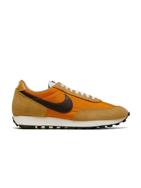 Daybreak SP Flax/Velvet Brown-Monarch