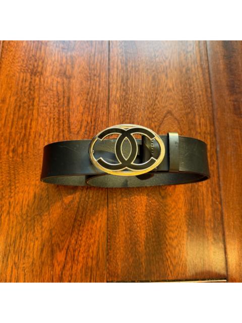 CHANEL Chanel Black Patent Leather Double C Belt