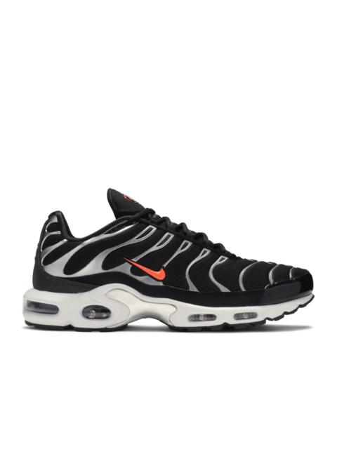 Nike AIR MAX PLUS 'BLACK ORANGE'