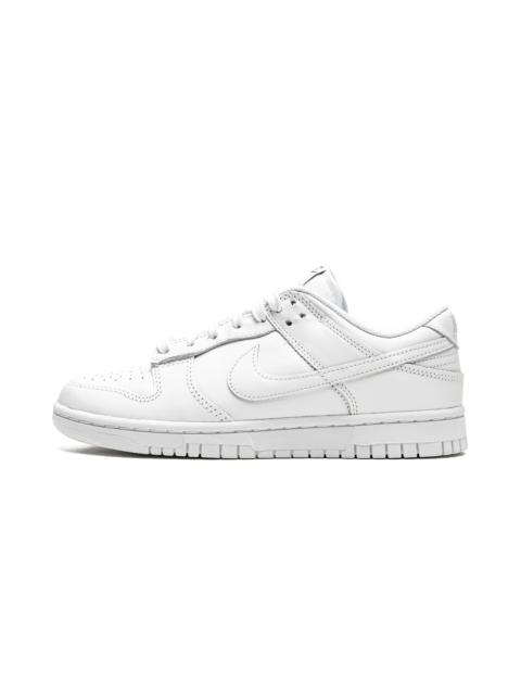 Nike WMNS Dunk Low "Triple White"