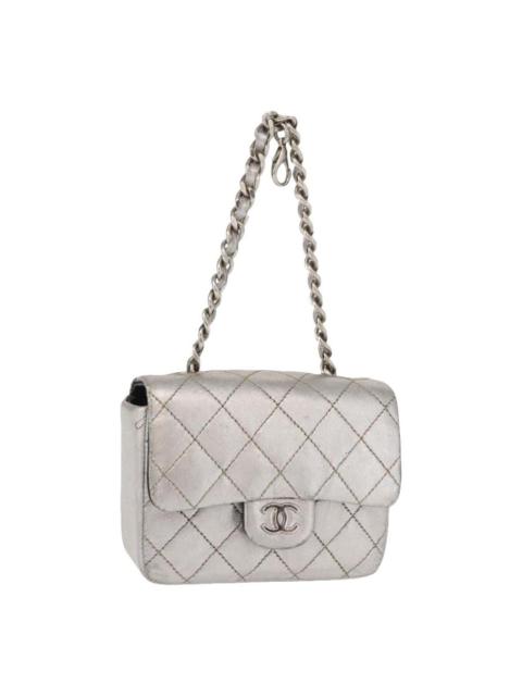 CHANEL Leather handbag