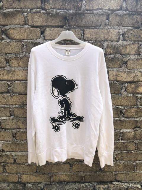Other Designers Uniqlo - Kaws x peanut snoopy Sweatshirt