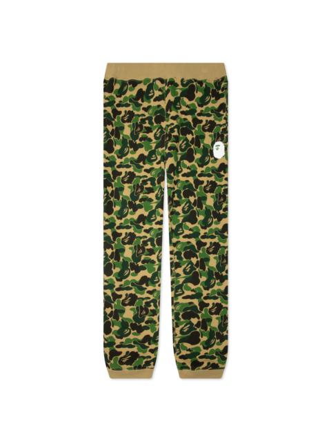 A BATHING APE® ABC CAMO CRYSTAL STONE SWEAT PANTS - GREEN