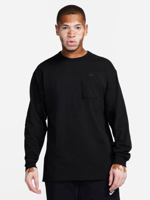 Nike MEN'S NIKE SPORTSWEAR PREMIUM ESSENTIALS LONG-SLEEVE POCKET T-SHIRT