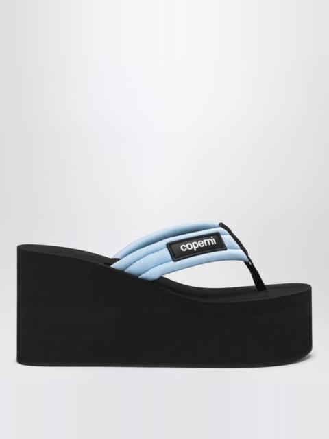 Black/light blue wedge sandal with logo