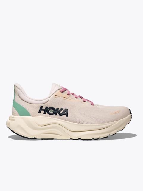 HOKA Women's Arahi 8 Shoes in Rose Cream/Alabaster