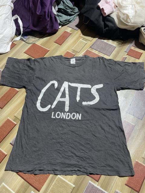 Other Designers Vintage 1981 cats london musical teather tshirt