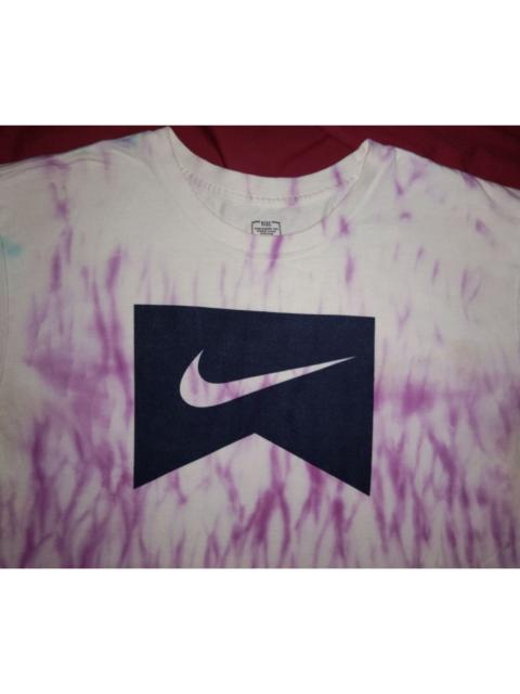 Nike Nike Fire Tiedye tshirt