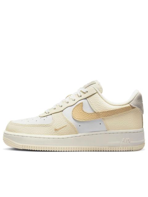 Nike (WMNS) Nike Air Force 1 Low '07 'Coconut Milk' DX8953-100