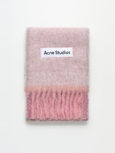 Acne Studios ACNE STUDIOS HEAVY SCARF DUSTY PINK