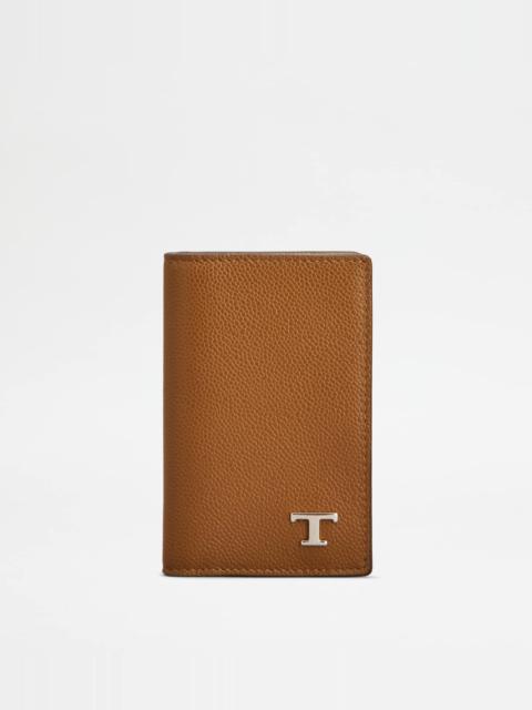 Tod's CARD HOLDER IN LEATHER - BROWN
