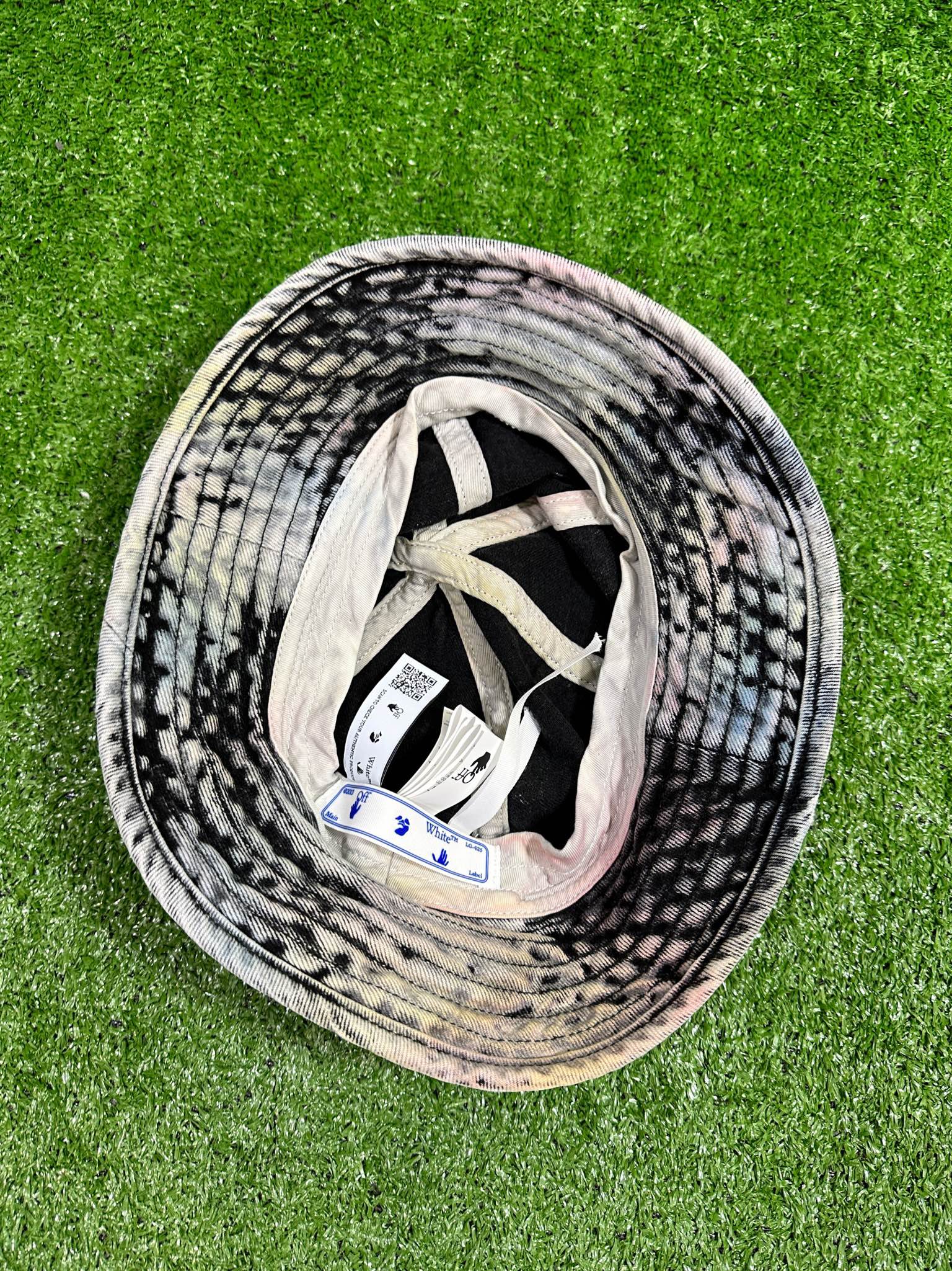 Off White by Virgil Abloh Reversible Bucket Hat Off-White Off-White Virgil Abloh Bleached Bucket Hat | rlw  main image 3