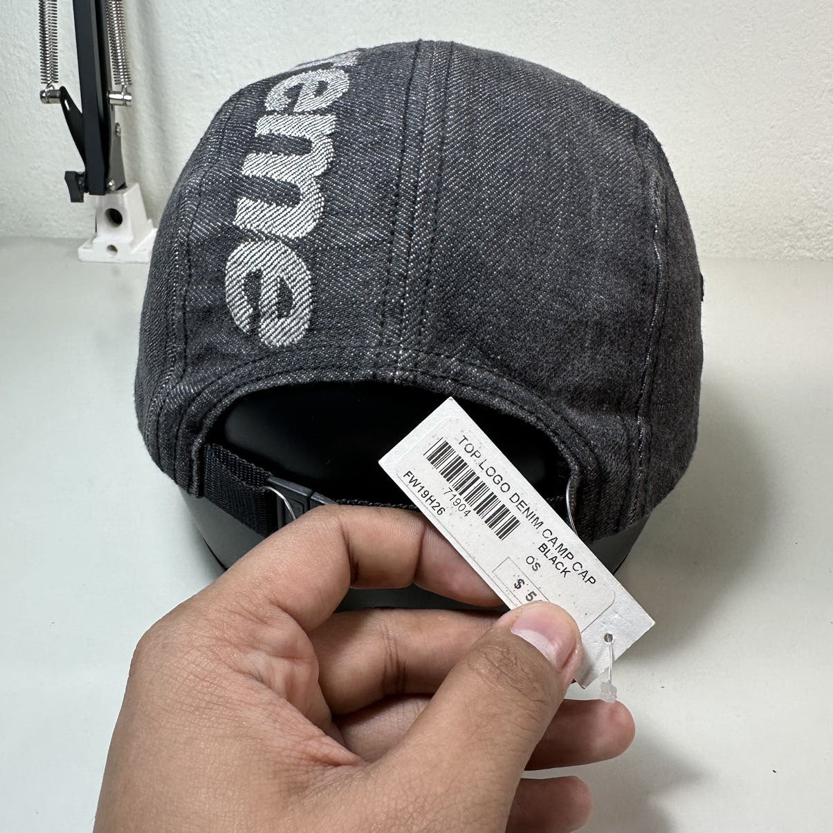 帽子 Supreme Top Logo Denim Camp Cap Supreme Top Logo Denim Camp Cap (FW19) - $54