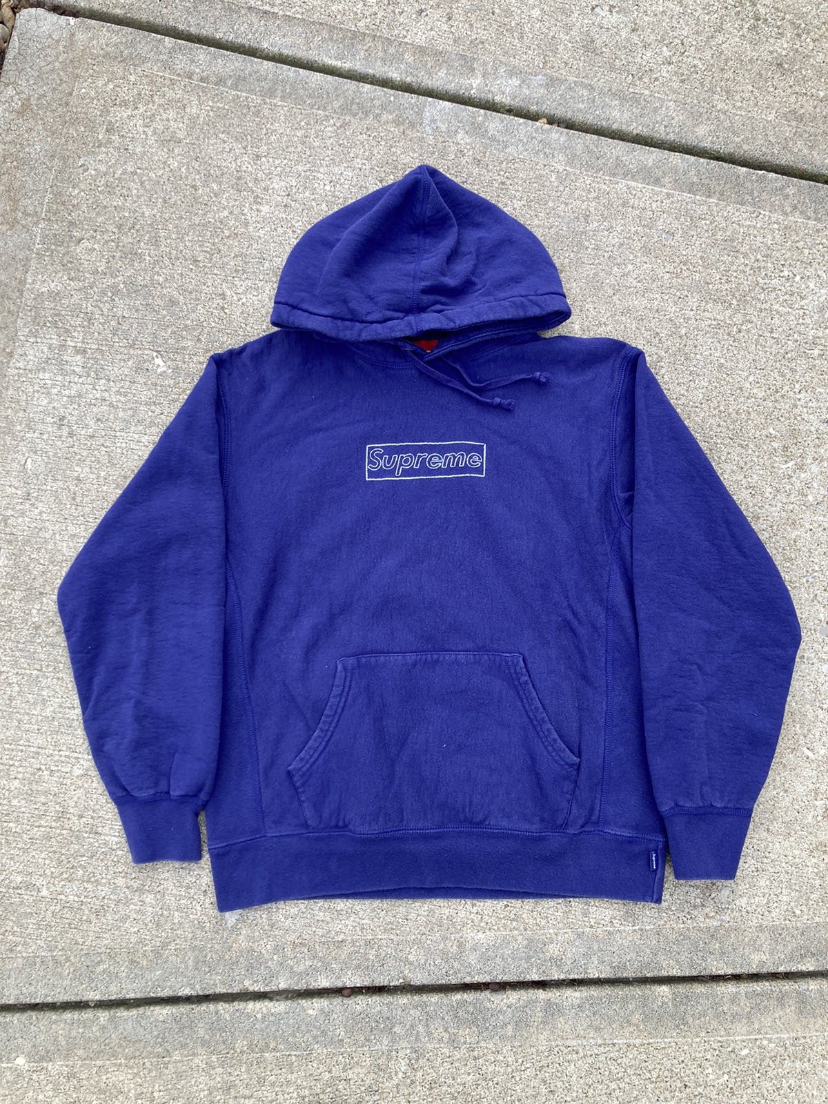 Kaws box logo hoodie online