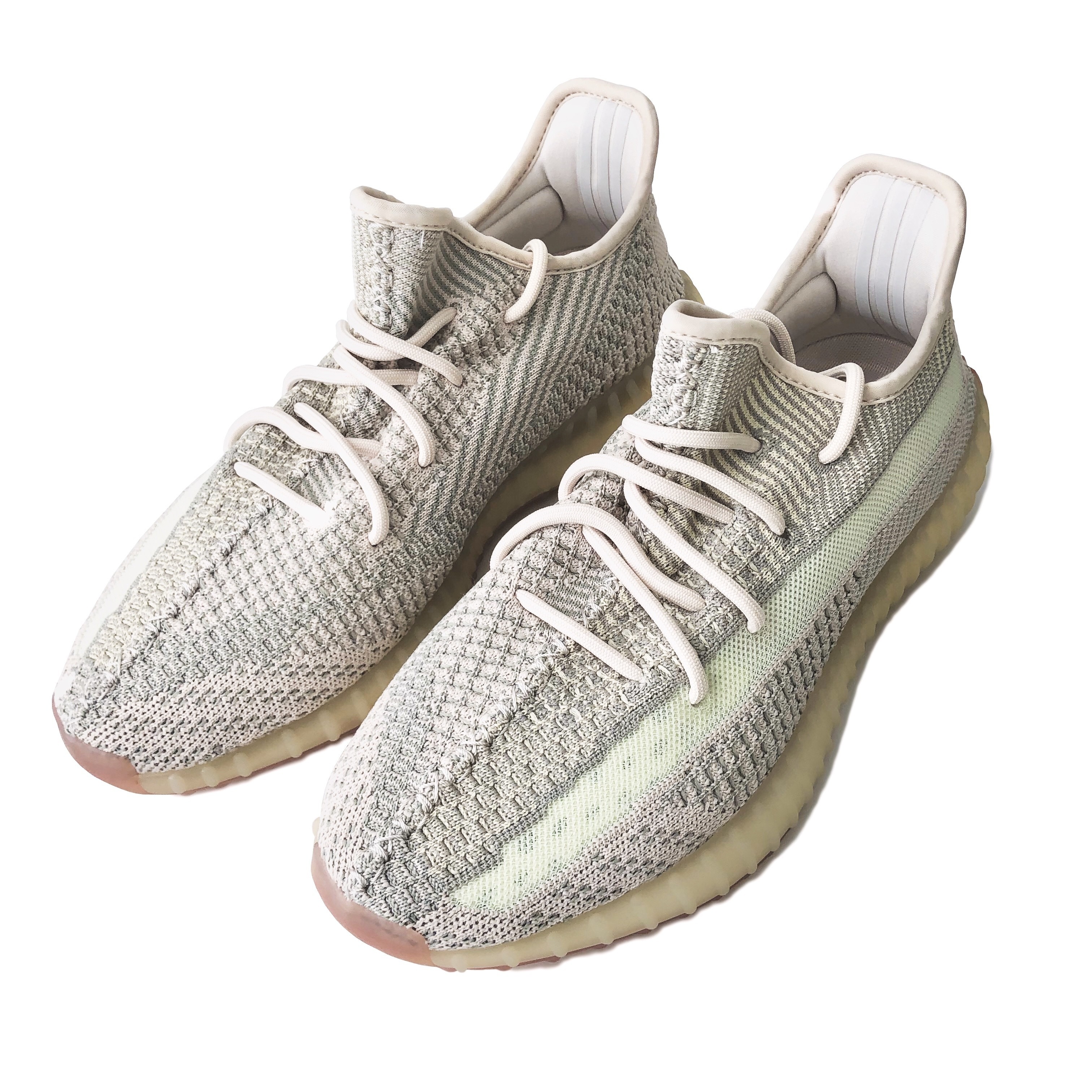 Cream White Yeezy Yeezy Color Crema Top Adidas Yeezy Boost 700