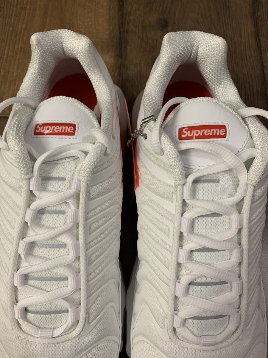 nike air max plus tn supreme white