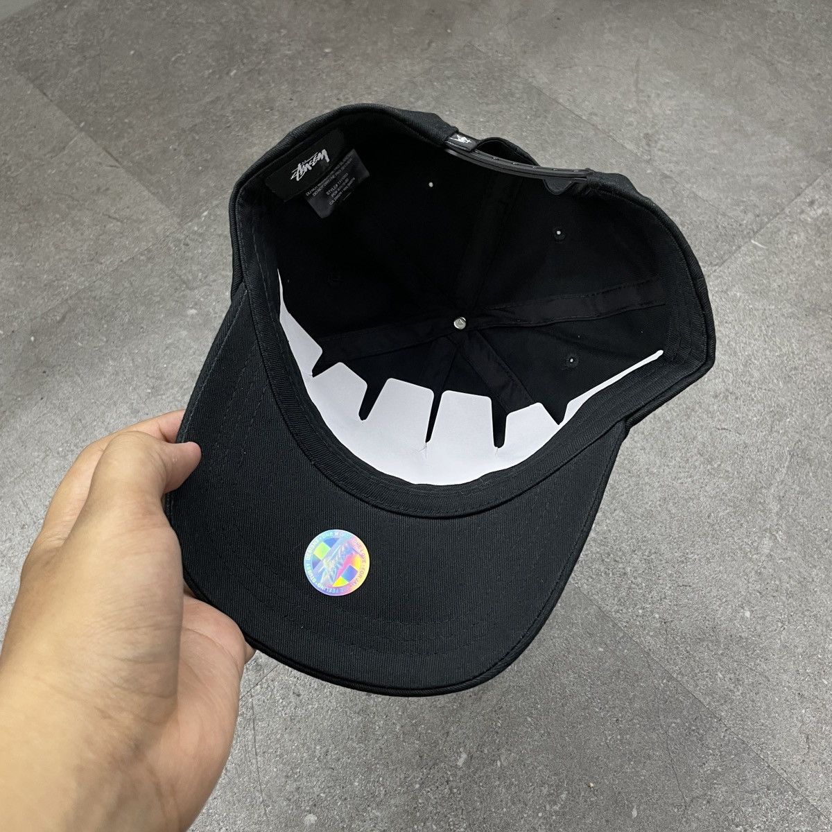 Stüssy OG 93 SLICK CROWN LOW PRO CAP // BLACK | hlnstuff