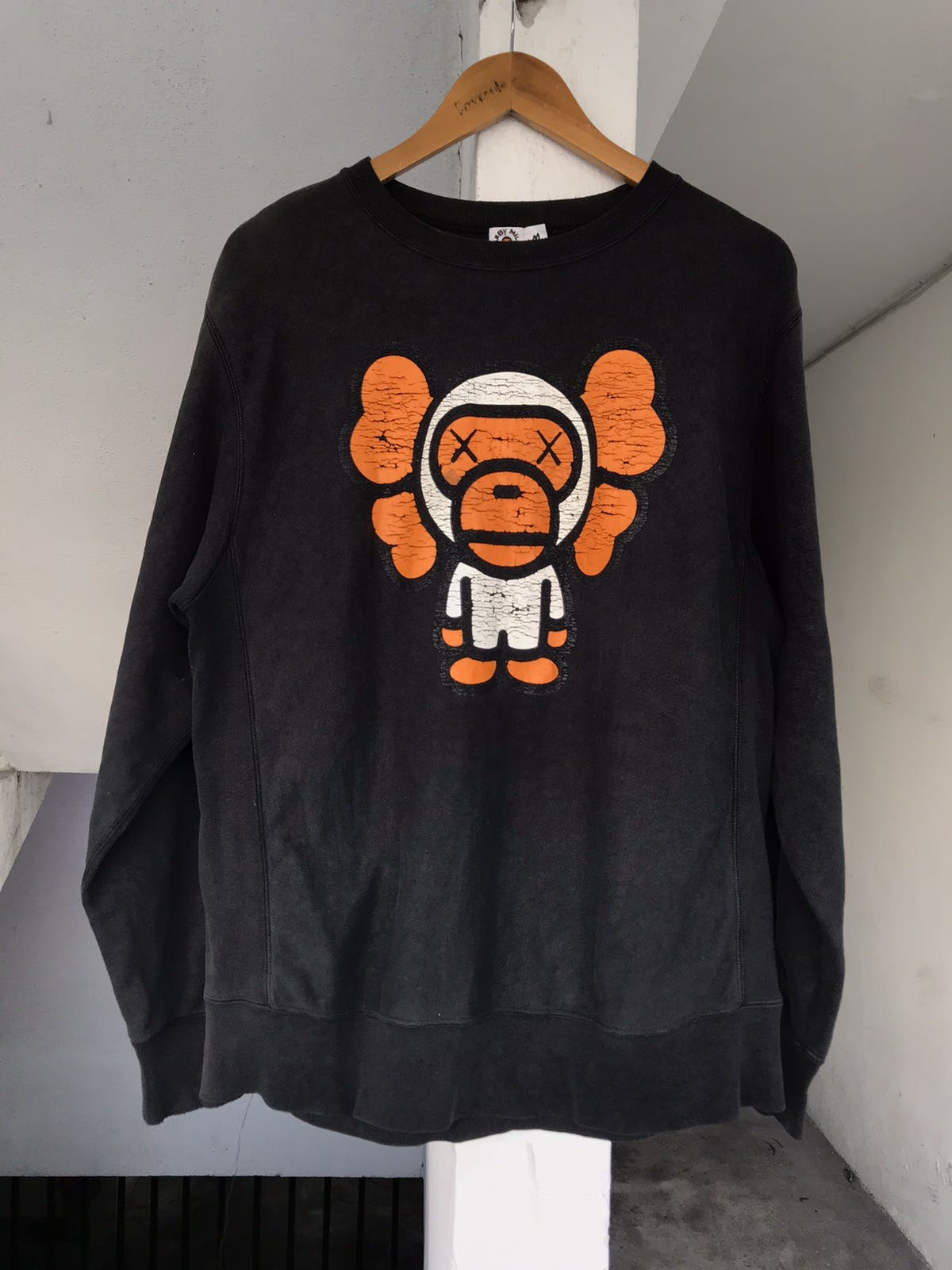 トップス A BATHING APE BAPE KAWS CHOMP CREW NECK A BATHING APE® 2005 Bape x Kaws Crewneck | azzashop | REVERSIBLE
