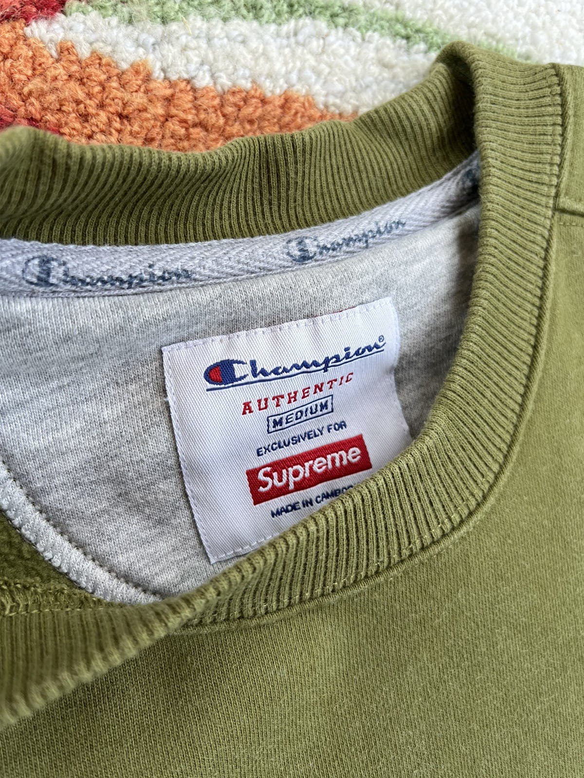 Supreme Supreme Champion 3D Metallic Crewneck FW18 Olive kchype REVERSIBLE