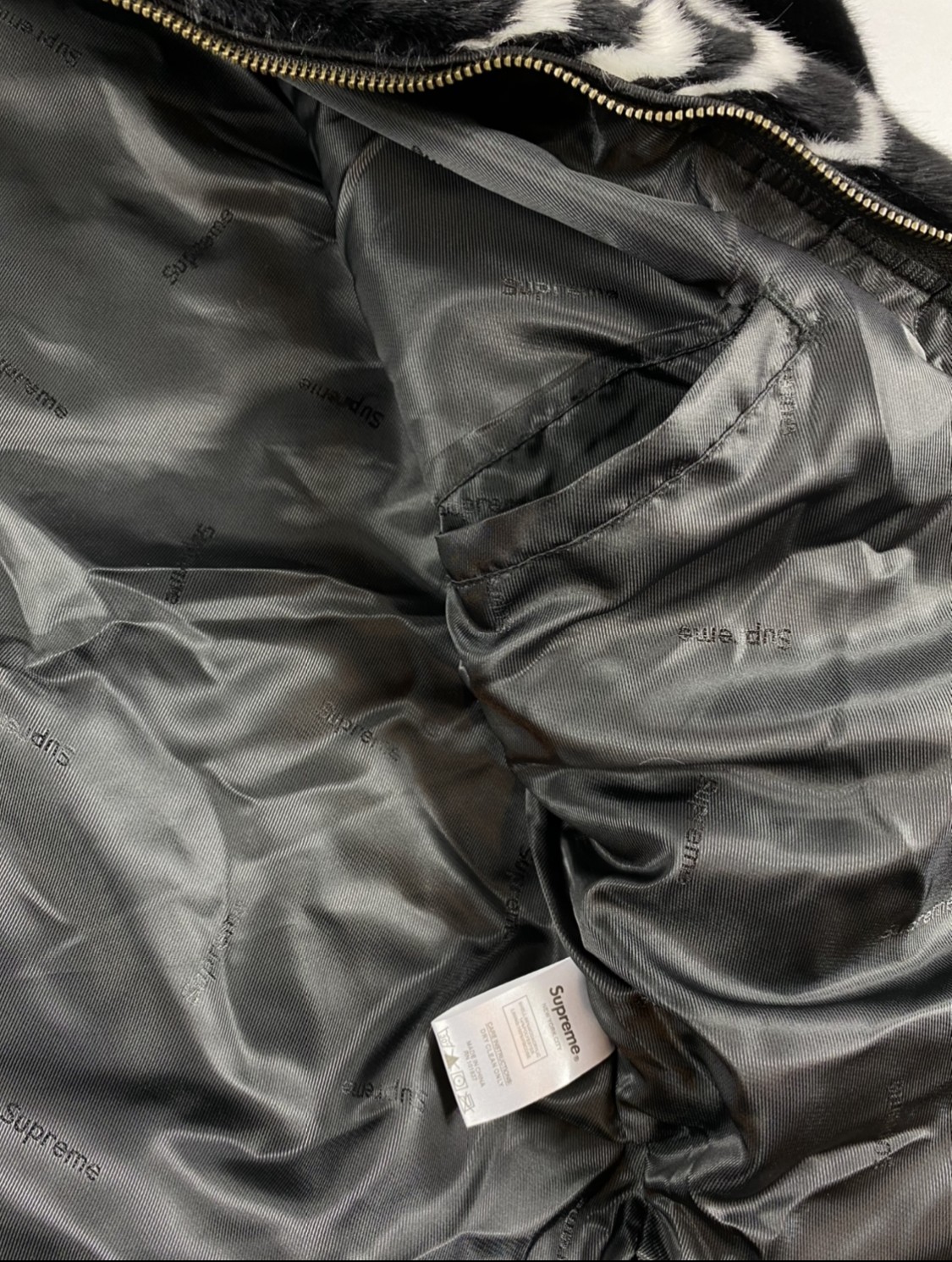 Supreme Faux Fur Varsitwy jacket sizeＬ Supreme-Faux-Fur-Varsity-