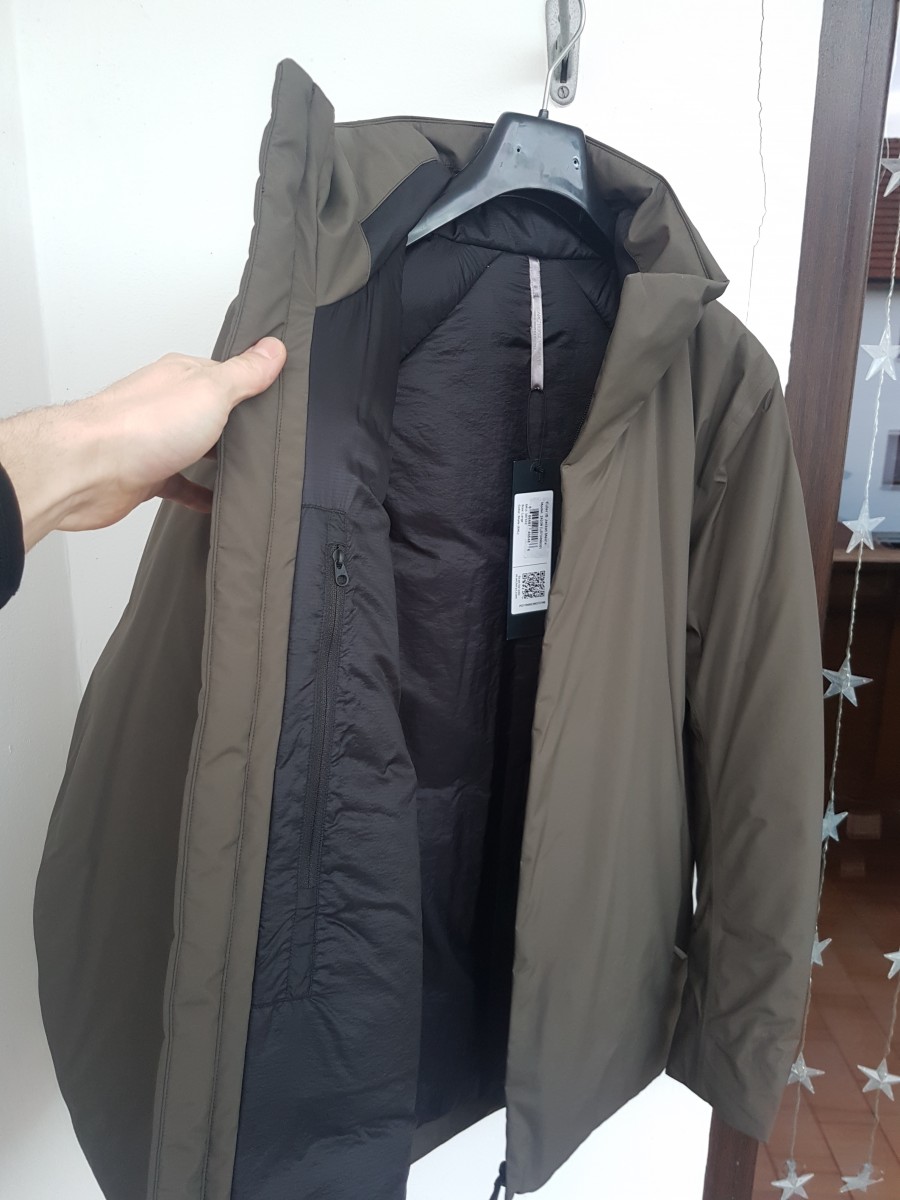 Veilance Euler IS Coat | shoebertt | REVERSIBLE