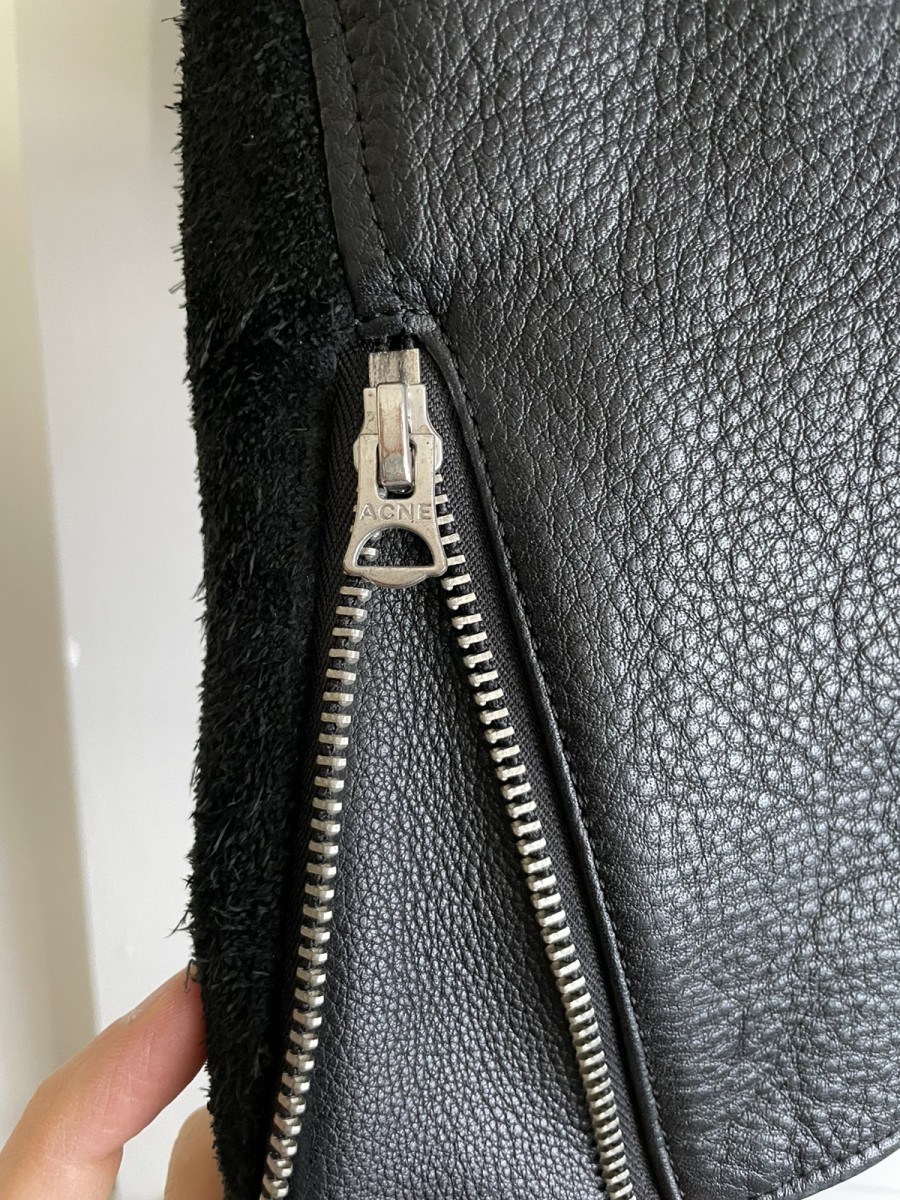 acne studios Gibson ネイビースウェード　46 acne studios Gibson ネイビースウェード46