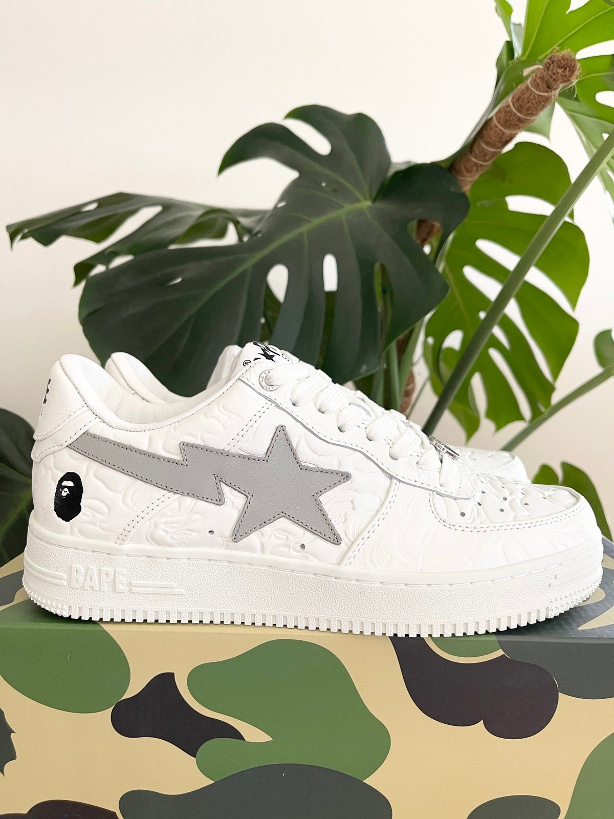 Bapesta Line Camo A BATHING APE® BAPE STA #3 LINE WHITE CAMO Size