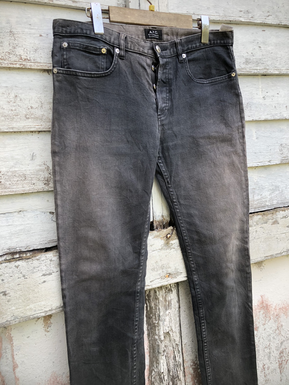 Apc Denim Fade Petit Standard Fade Black Distressed Jean Sogeking