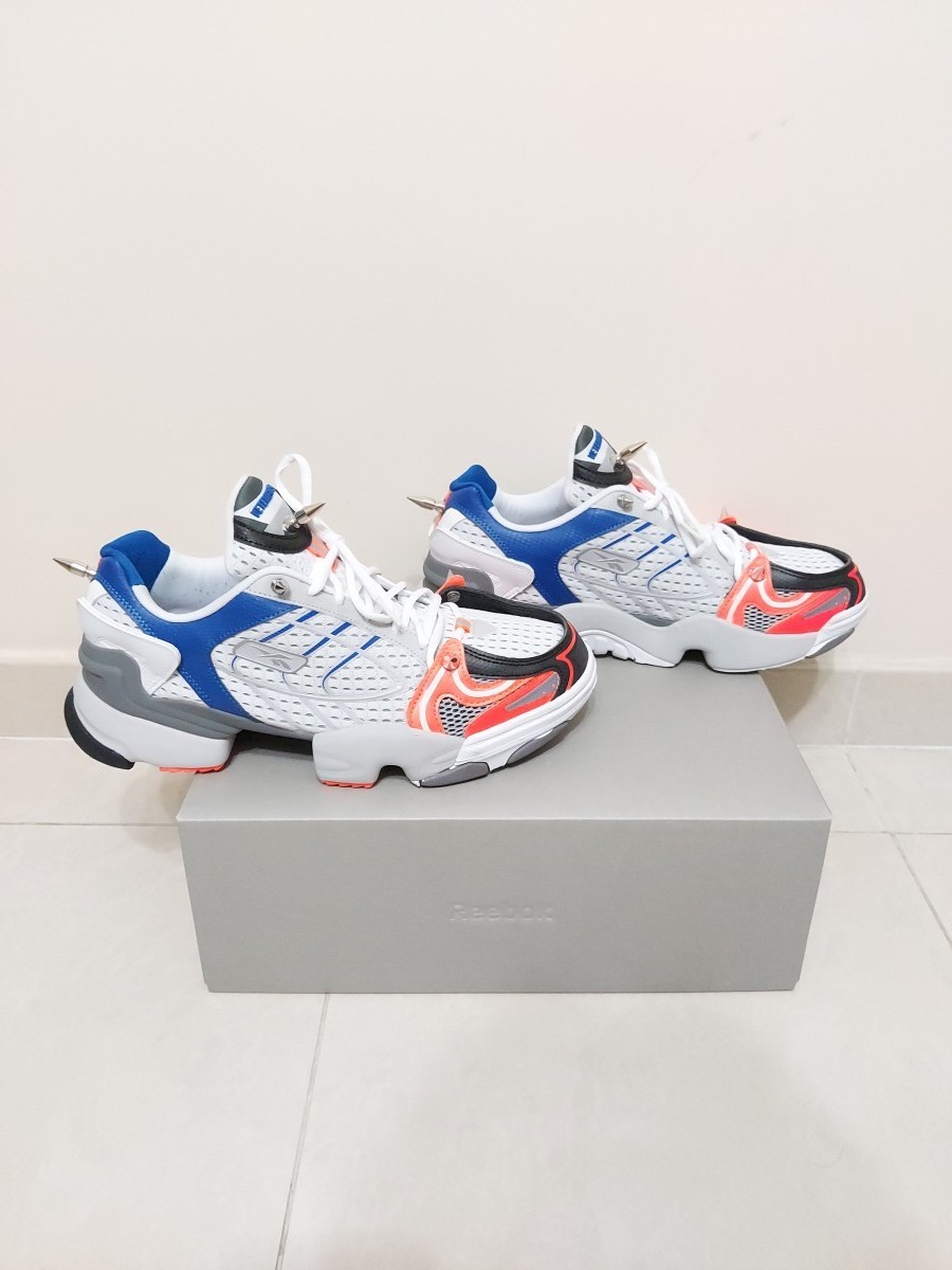 Reebok Spike Runner 400 | rebel_x_archive | REVERSIBLE