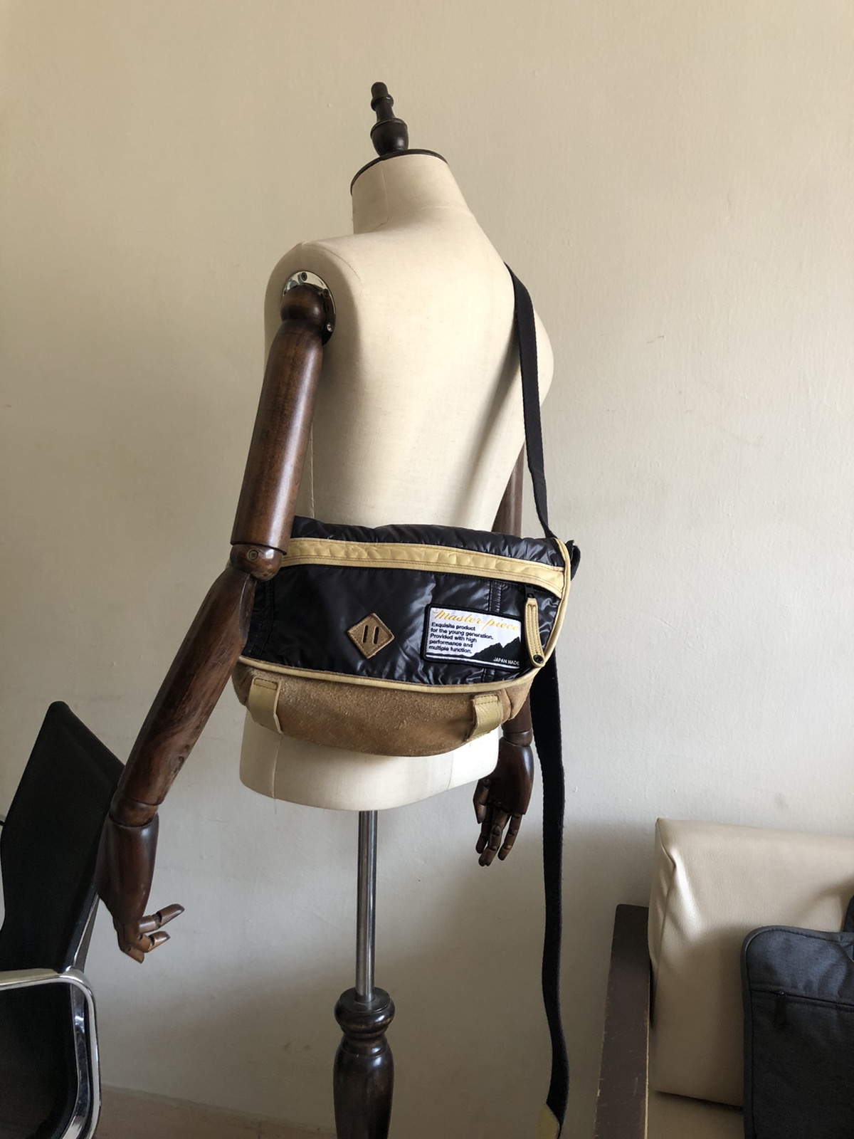 BEAMS PLUS 2000s Masterpiece x BEAMS Mini Messenger Bag / Sling