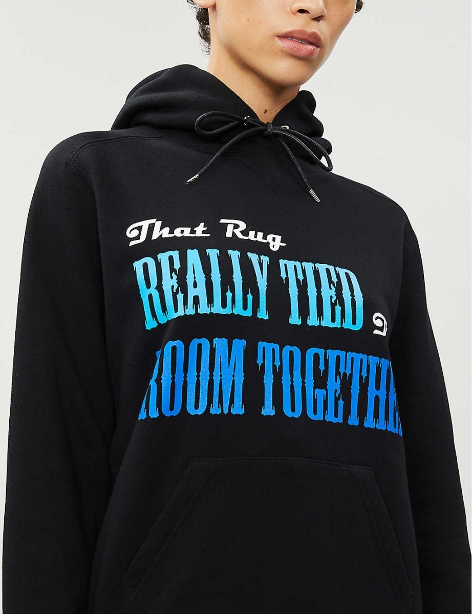 注目コラボ！sacai X THE BIG LEBOWSKI コットン ロゴ フーディ org.jpg