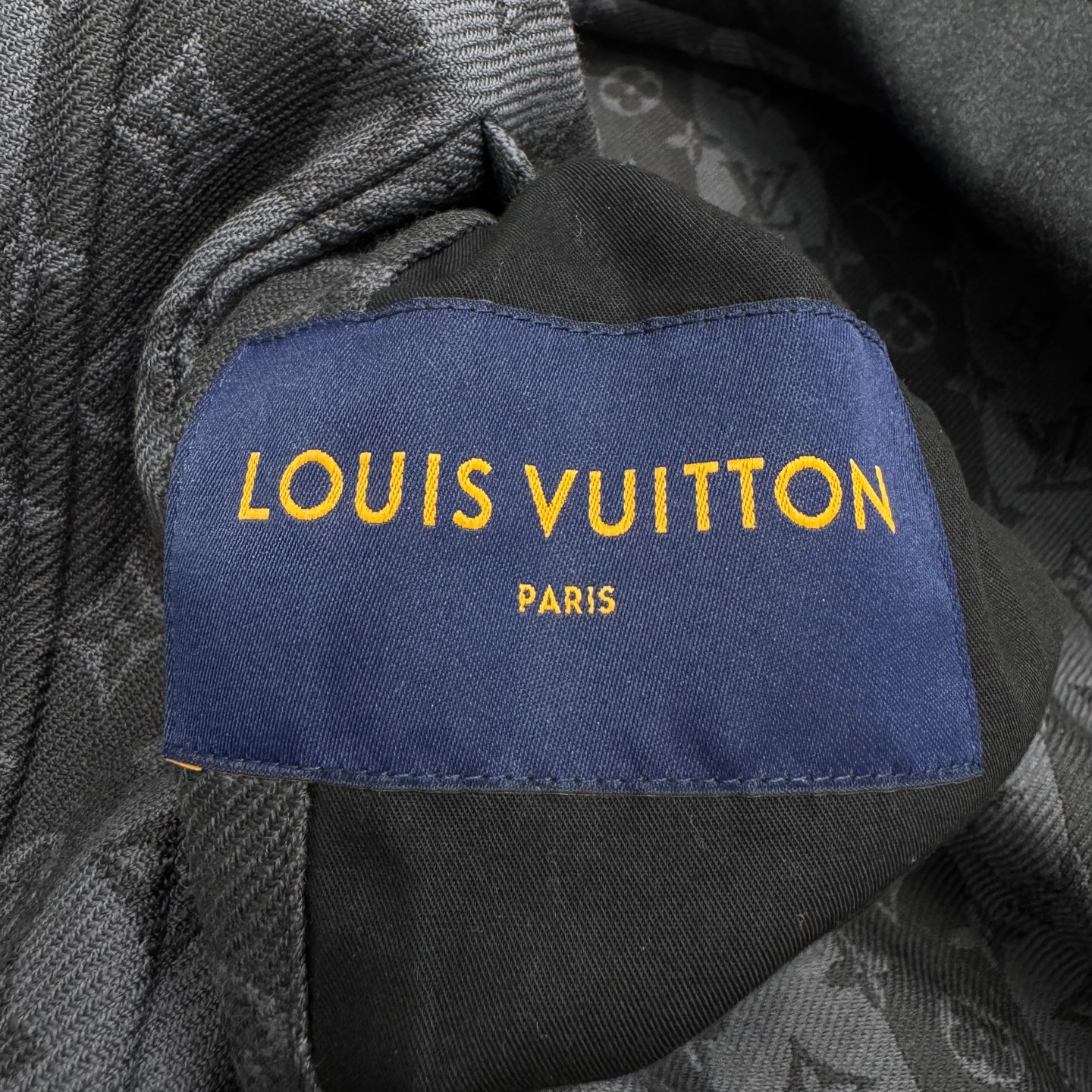 Louis Vuitton louis vuitton lv nigo embroidered heart reversible