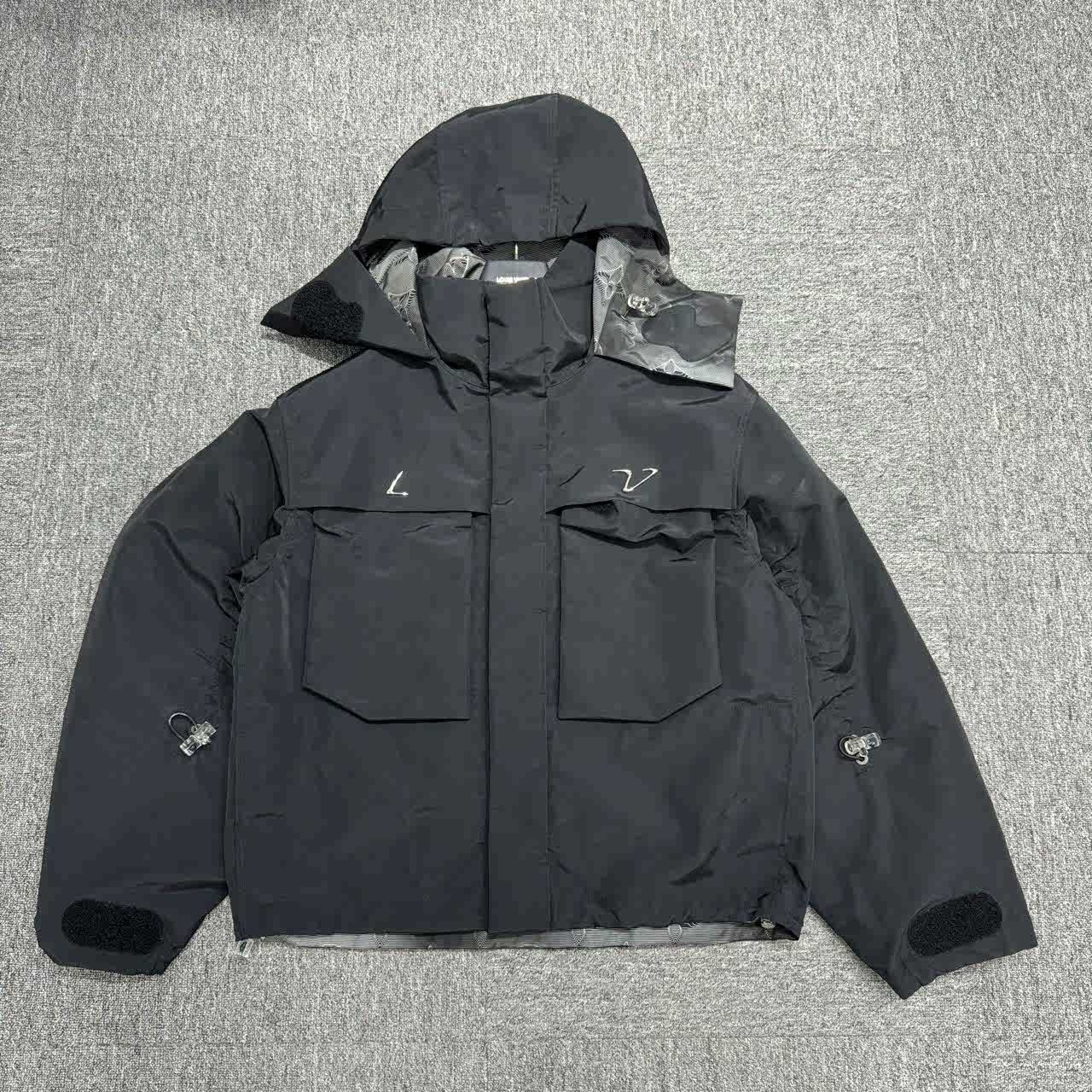 LOUIS VUITTON 2054ジャケット LV s-l400.jpg