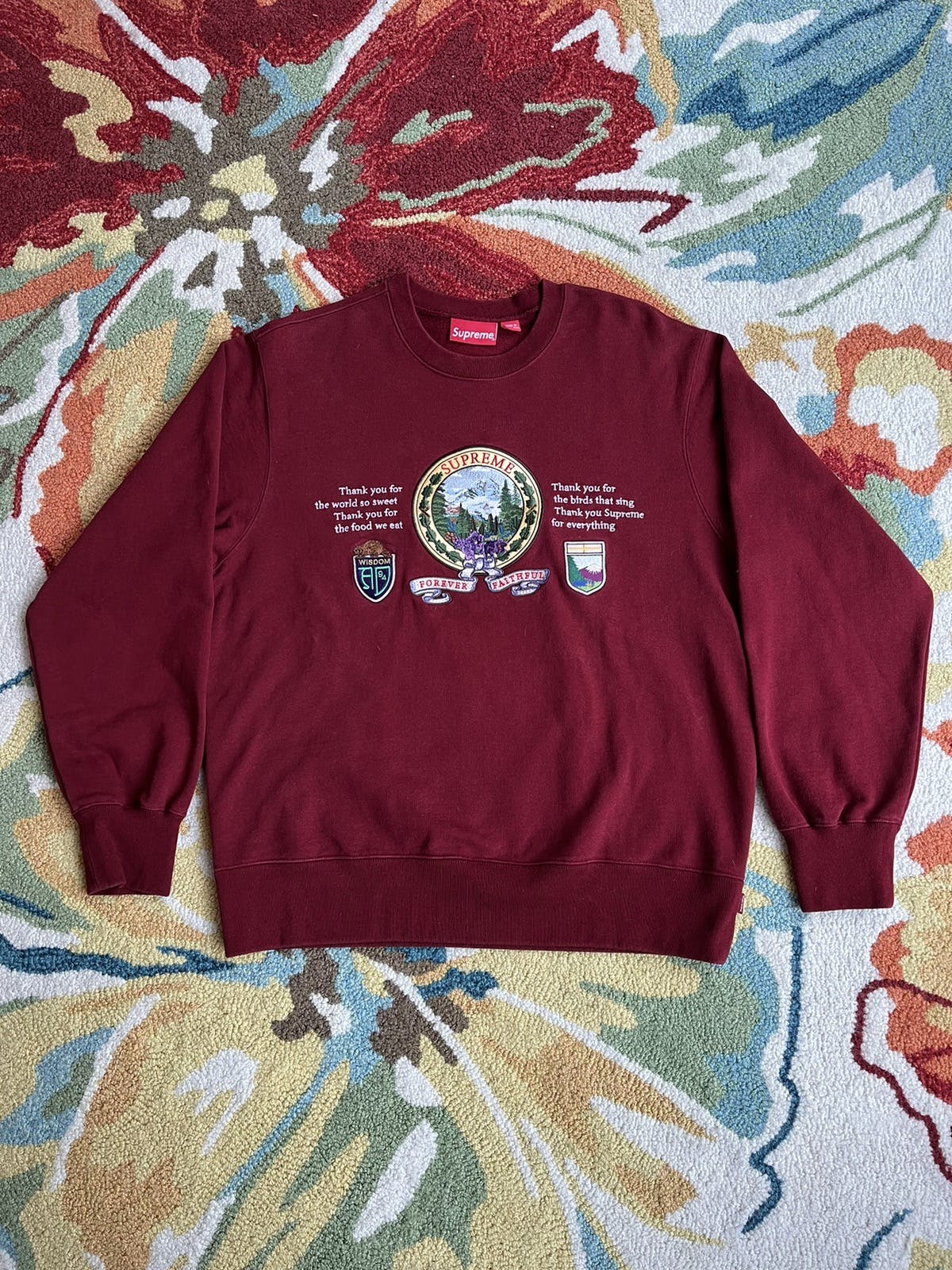Supreme mountain crewneck sale