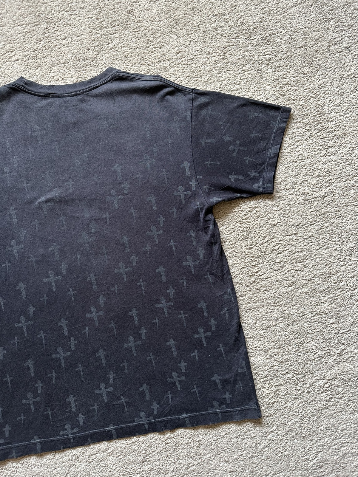 UNDERCOVER AW02 Undercover Witches Cell Division Cross T