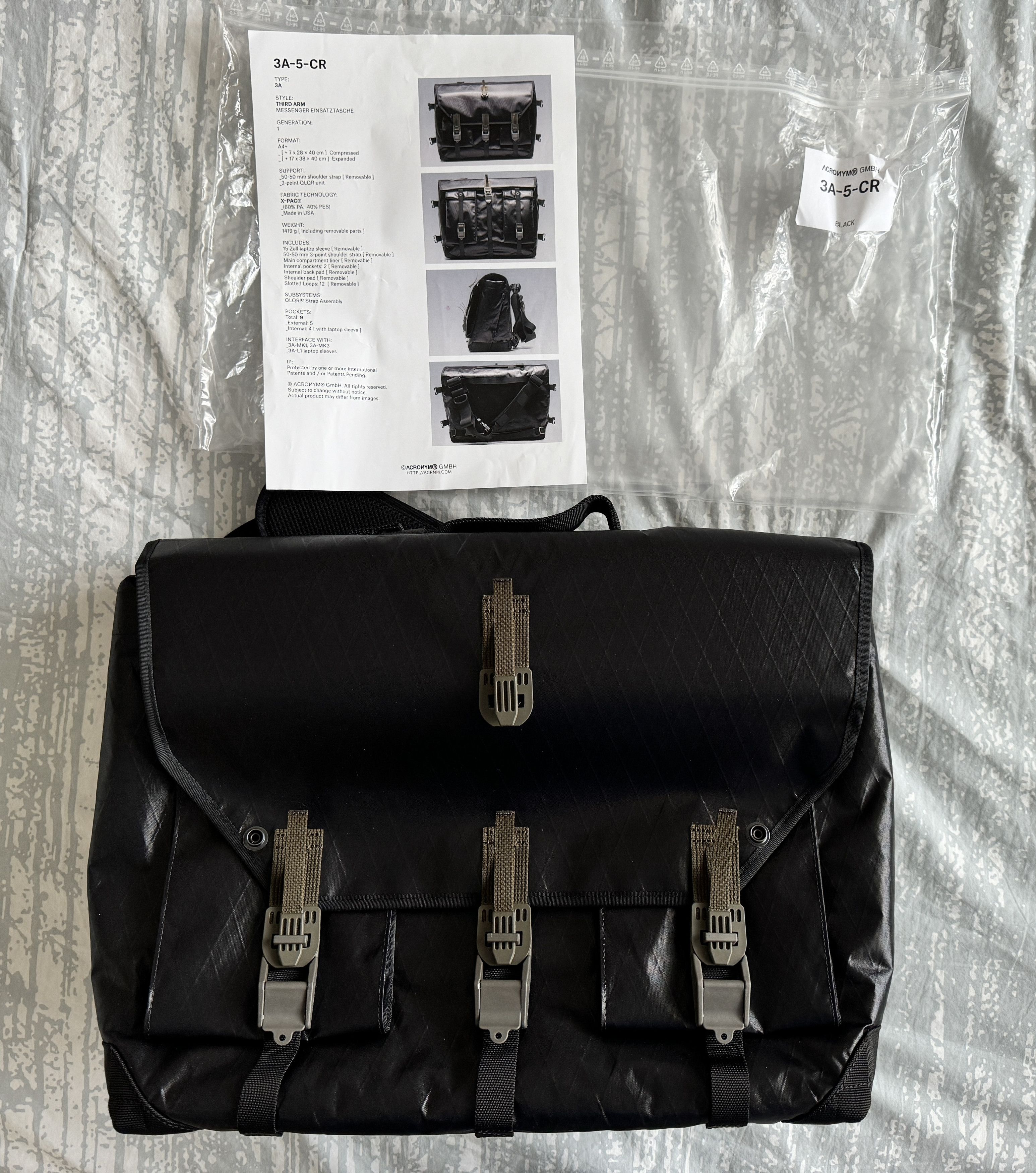 ACRONYM Acronym 3A-5 CR Interops Einsatztasche Messenger Bag