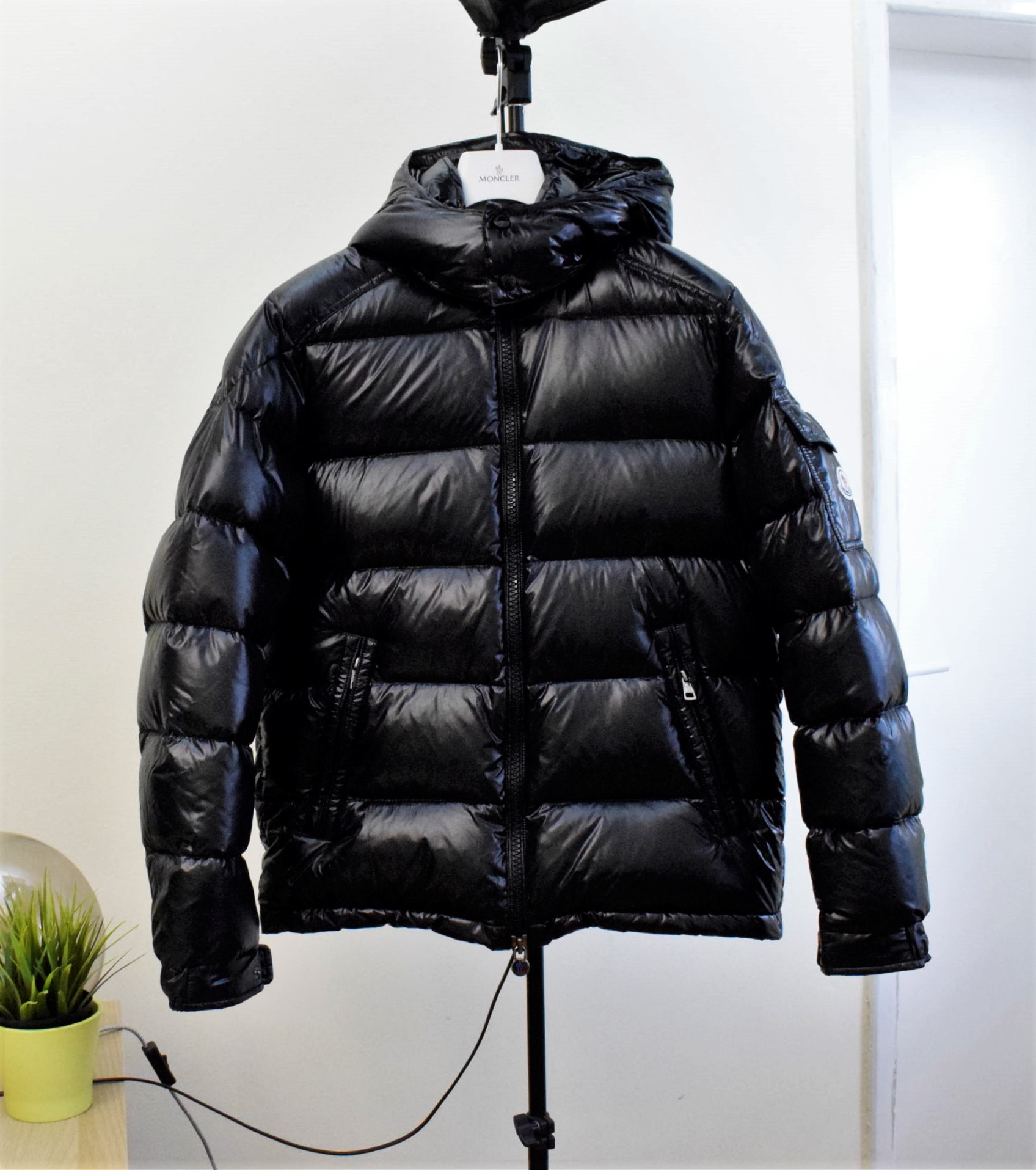 Moncler Moncler Maya short Down jacket paredes REVERSIBLE