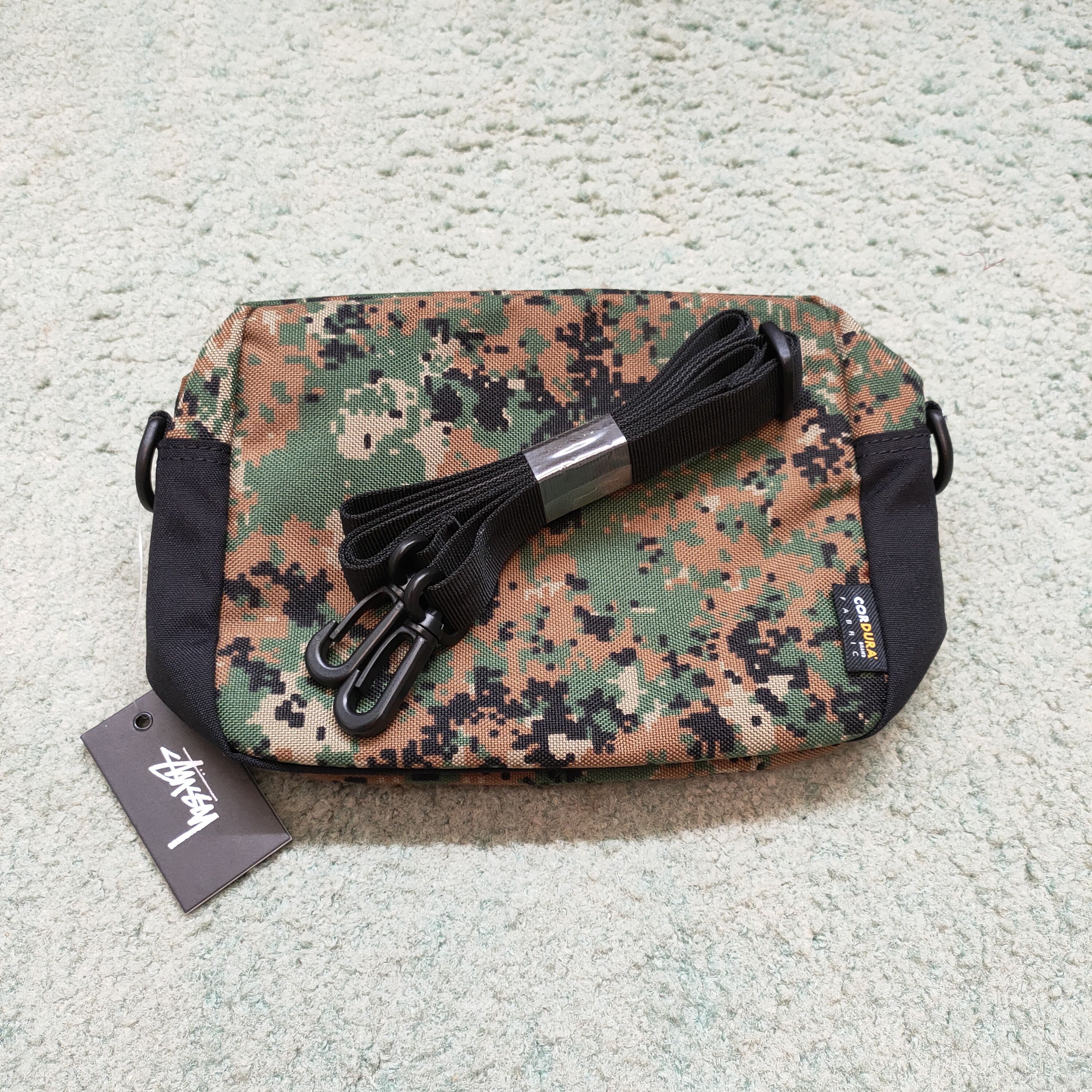 Stüssy Stussy DIGI CAMO BAG | ivory22 | REVERSIBLE