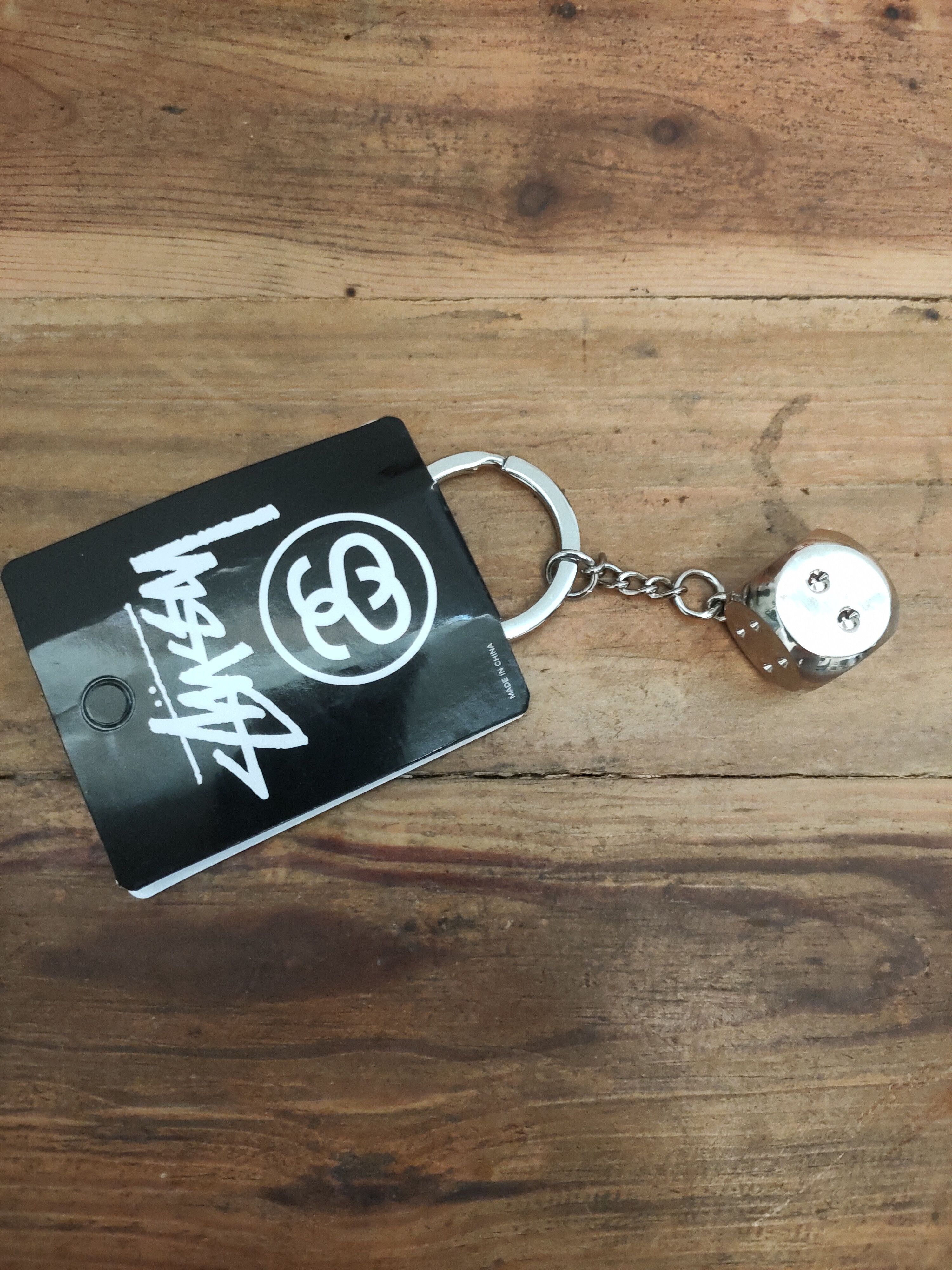 Stüssy RARE Stussy Metal Dice Keychain | ivory22 | REVERSIBLE