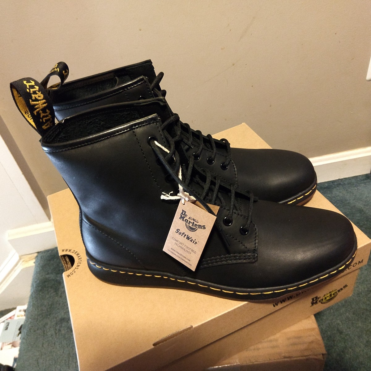 Dr martens newton lite sale best sale