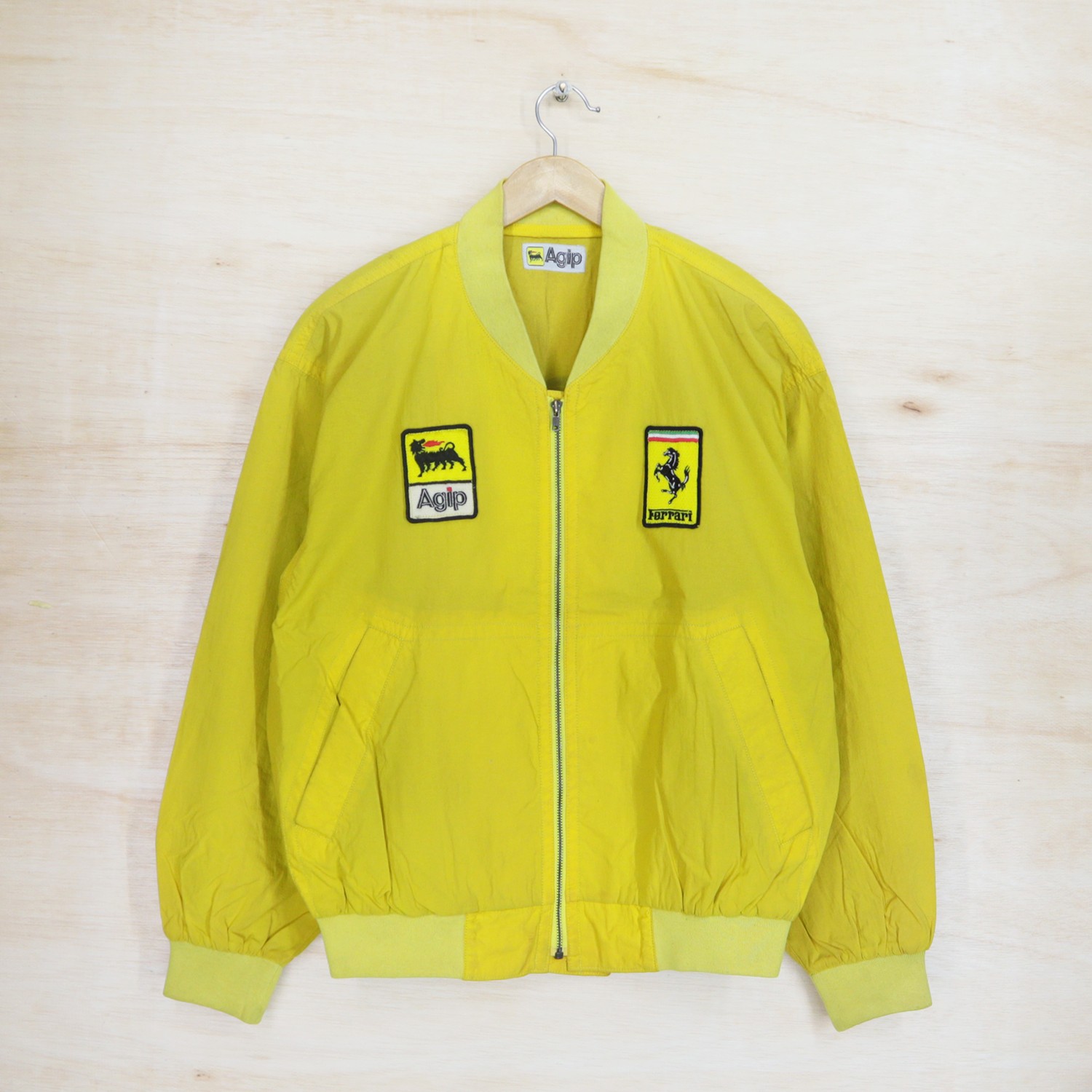 Ferrari Agip ジャケット　L Size Vintage Ferrari Jacket Agip Embroidery Logo Design Nice