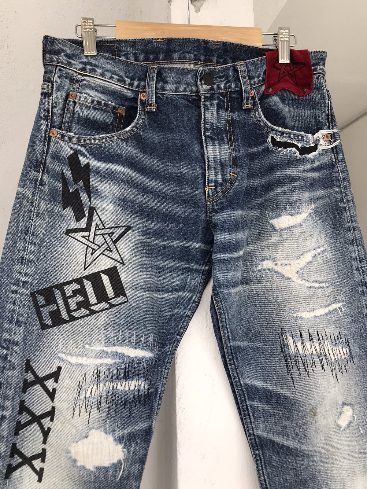 Hysteric Glamour Vintage RNA Inc Distressed HELL XXX Denim Pants | azzashop  | REVERSIBLE