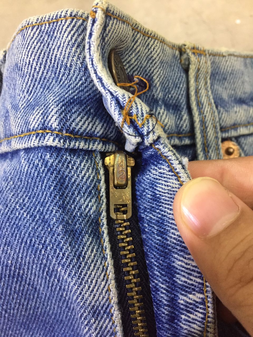 Levi's Vintage 90s Levi's 505 orange tab USA talon zipper jeans