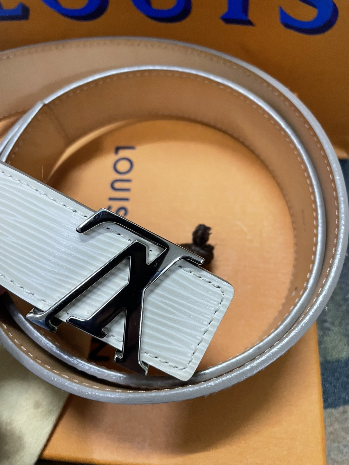 Louis Vuitton Authentic LOUIS VUITTON 34 size Belt Women 