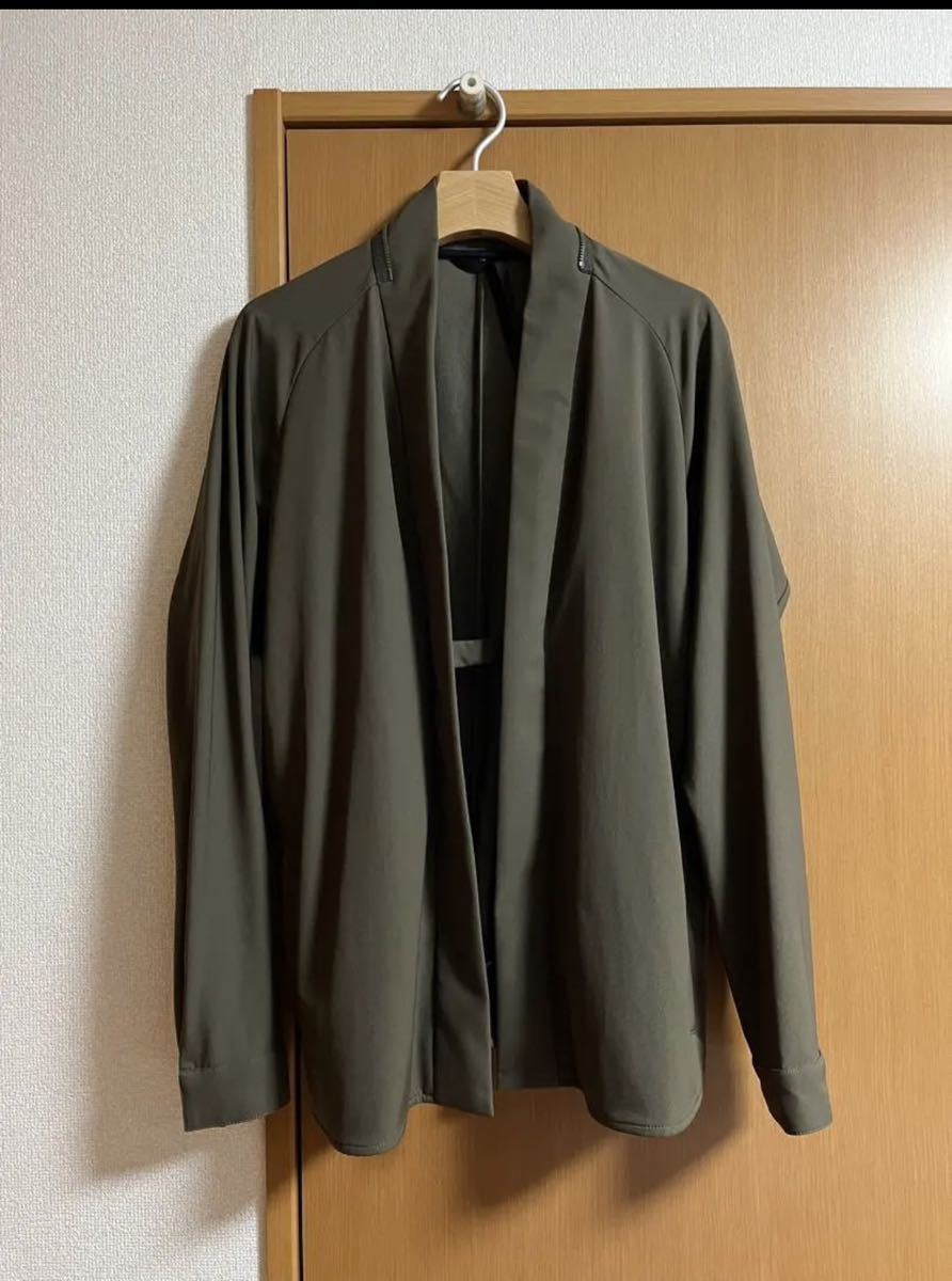 ACRONYM J72-DS | uboraan | REVERSIBLE