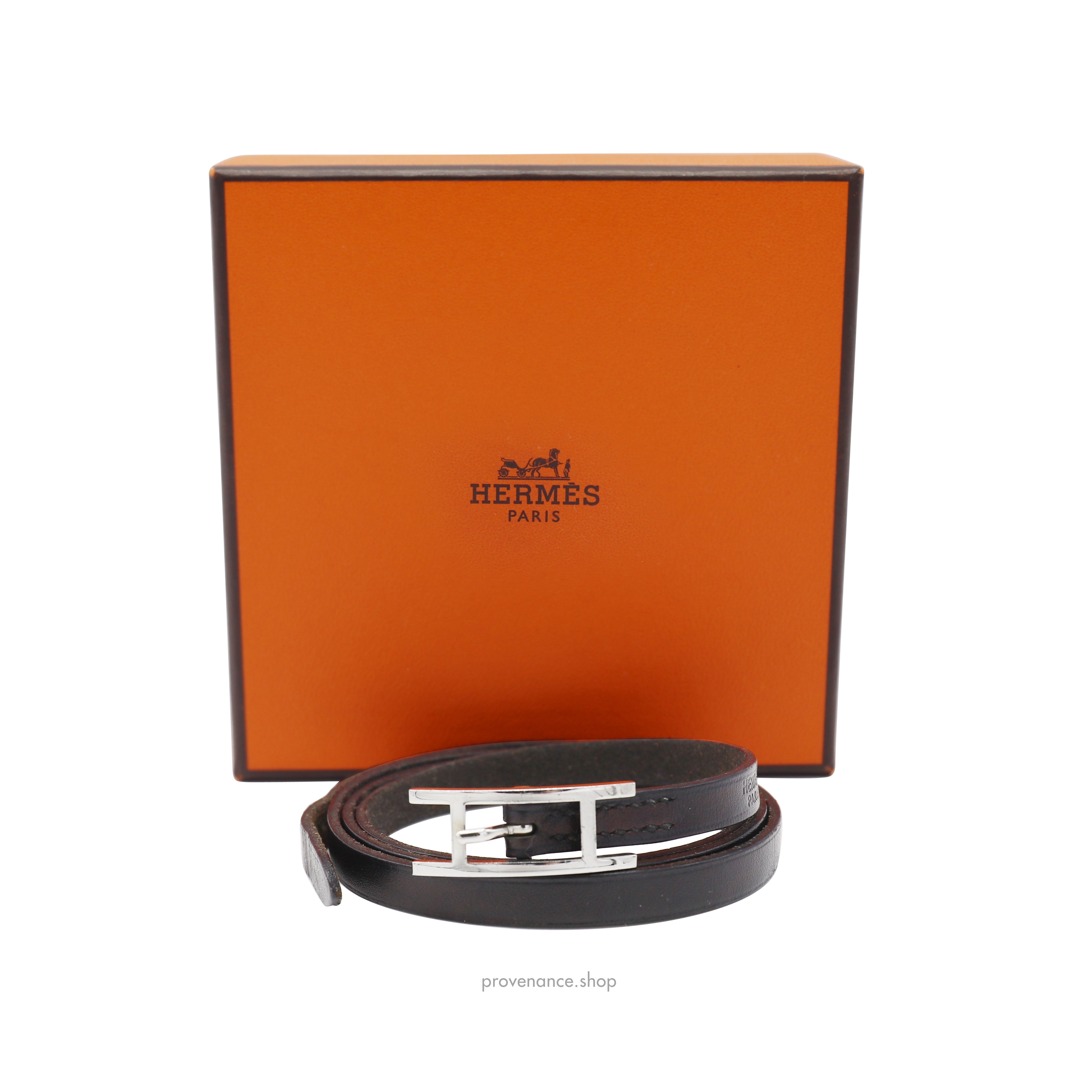Apple x Hermes Series 3 Smart Watch with Extra Band - The Revury