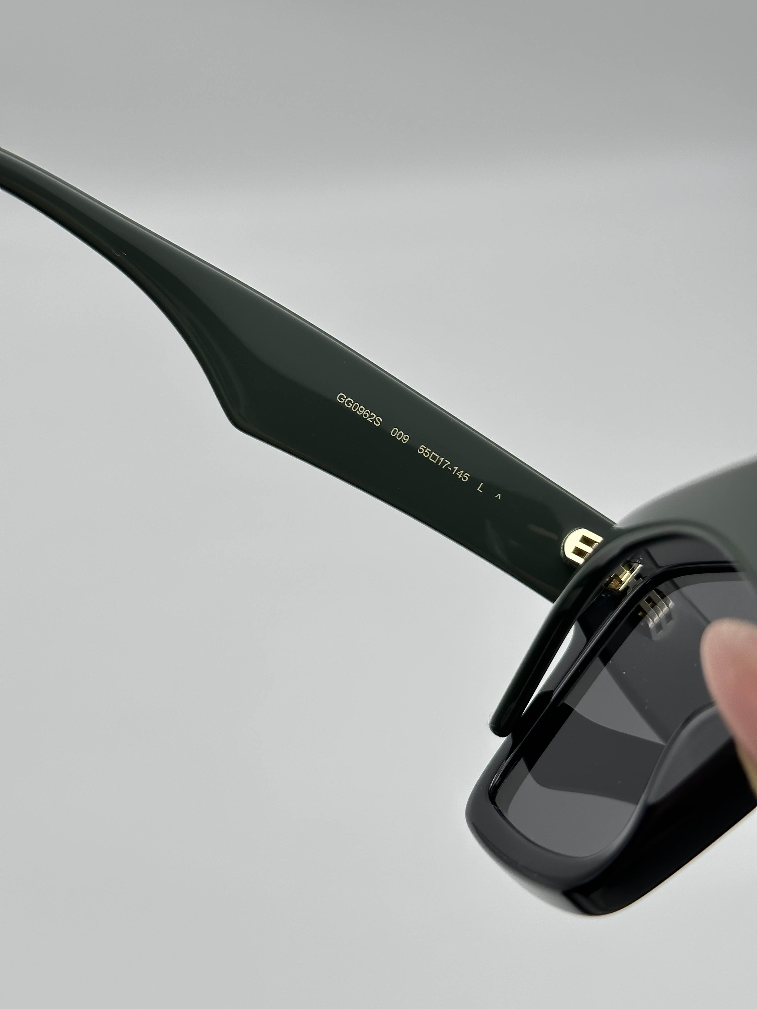 GUCCI BRAND NEW GUCCI GG0962S 009 Black/Green/Grey Unisex 